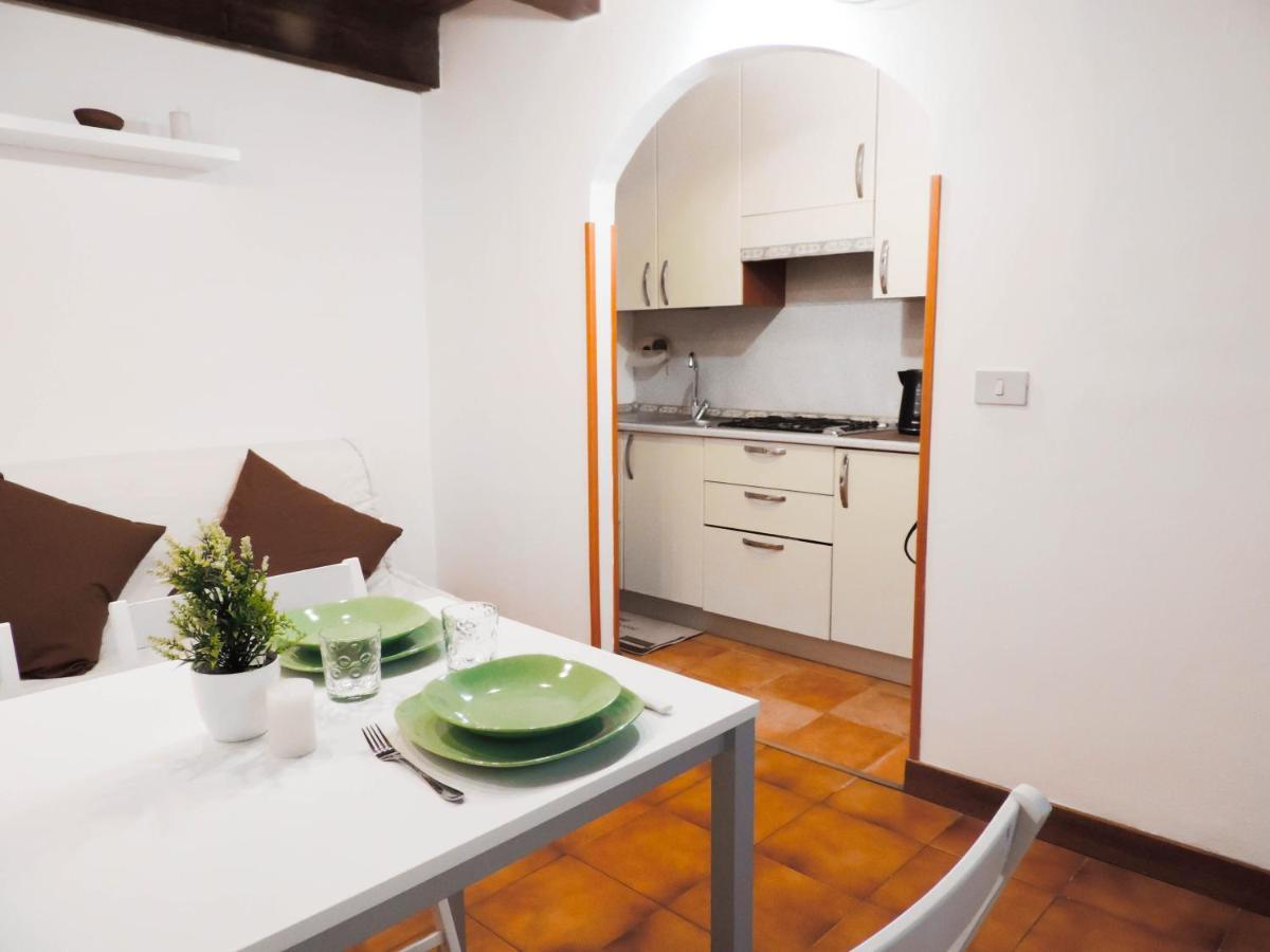 H11 Sanremo Center - Station - Ariston - Beaches 외부 사진